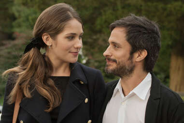 lola kirke gael garcia bernal mozart in the jungle amazon prime