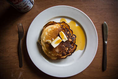 pancakes with maple syrup