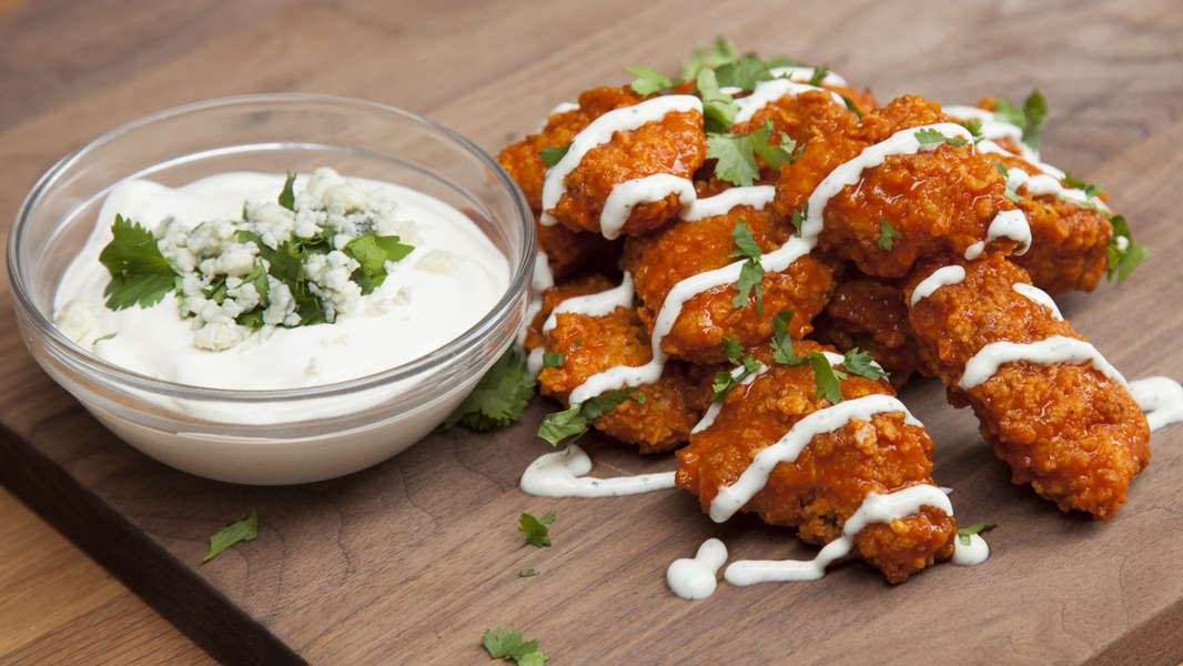 Buffalo Chicken Poppers Recipe Video Thrillist