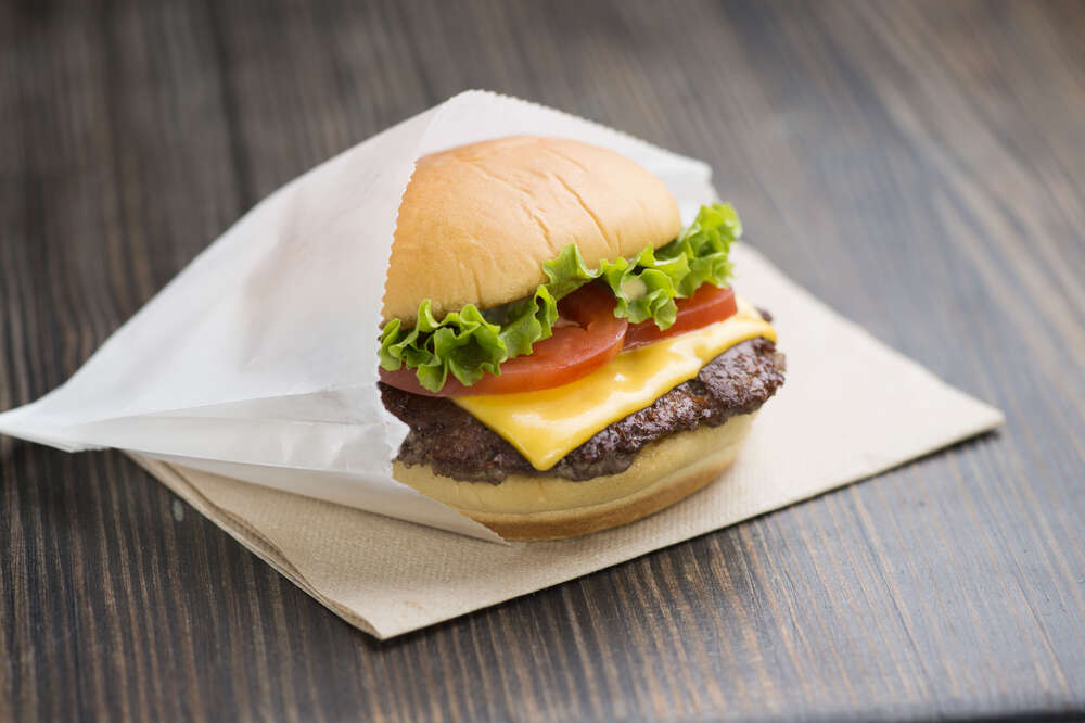 Burger Restaurant Chain Shake Shack Opens in San Marcos - Eater Austin