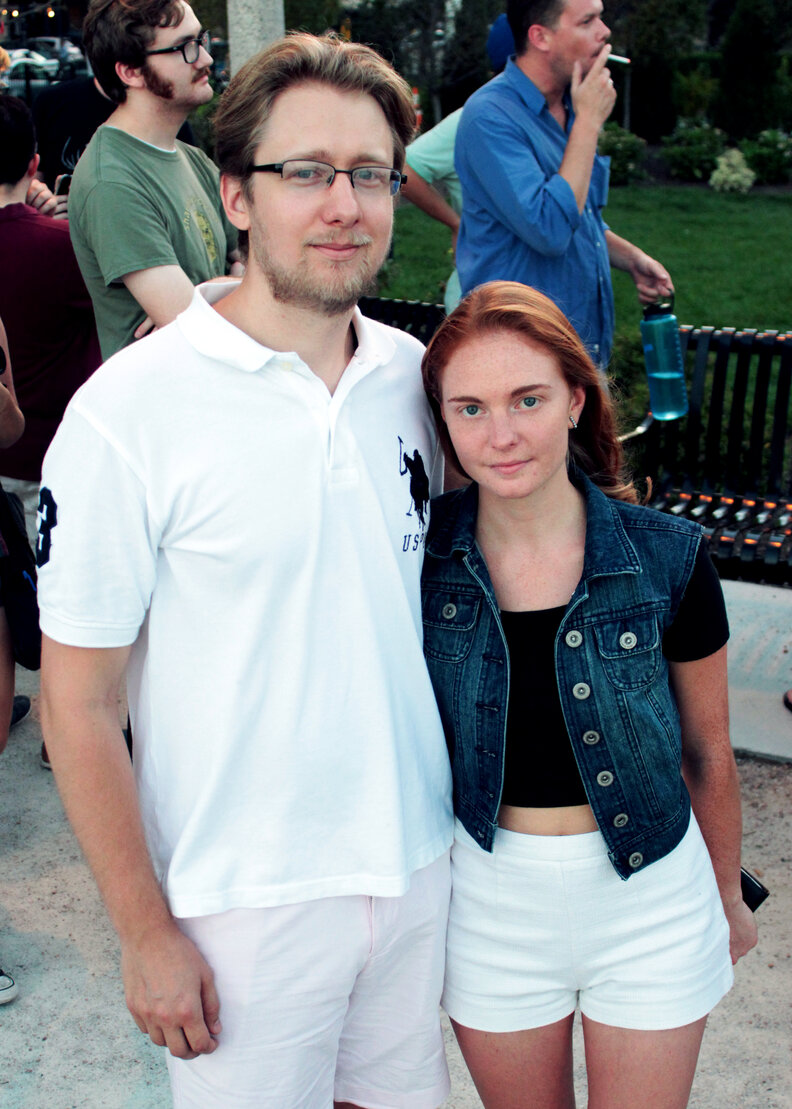 jaelin and brianna walking tour