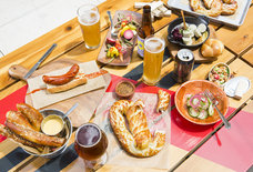 The Pittsburgh Bars With the Best Late-Night (or Anytime) Eats