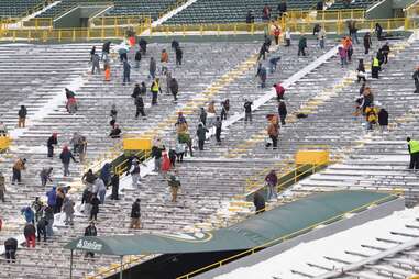 At Lot 1 at Lambeau tailgate, Packers fans take partying seriously