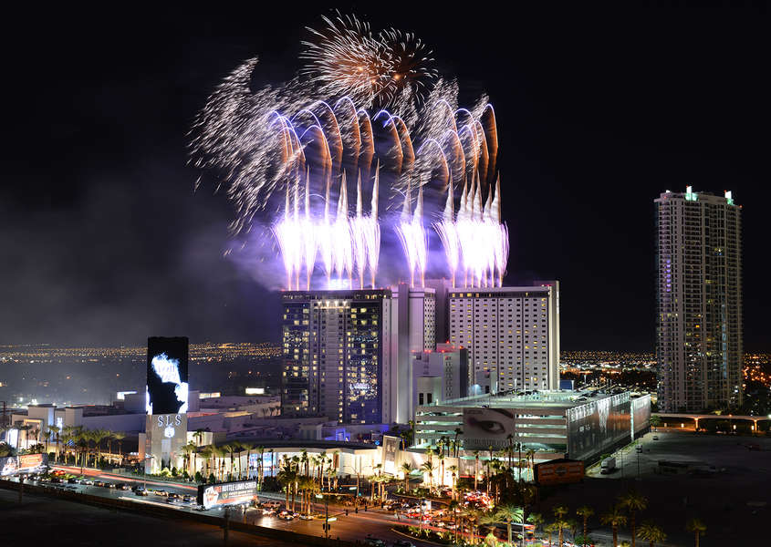 How to Live & Party Like a Las Vegas VIP Host Thrillist