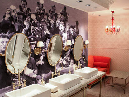 Best Public Bathrooms In Boston Massachusetts Thrillist