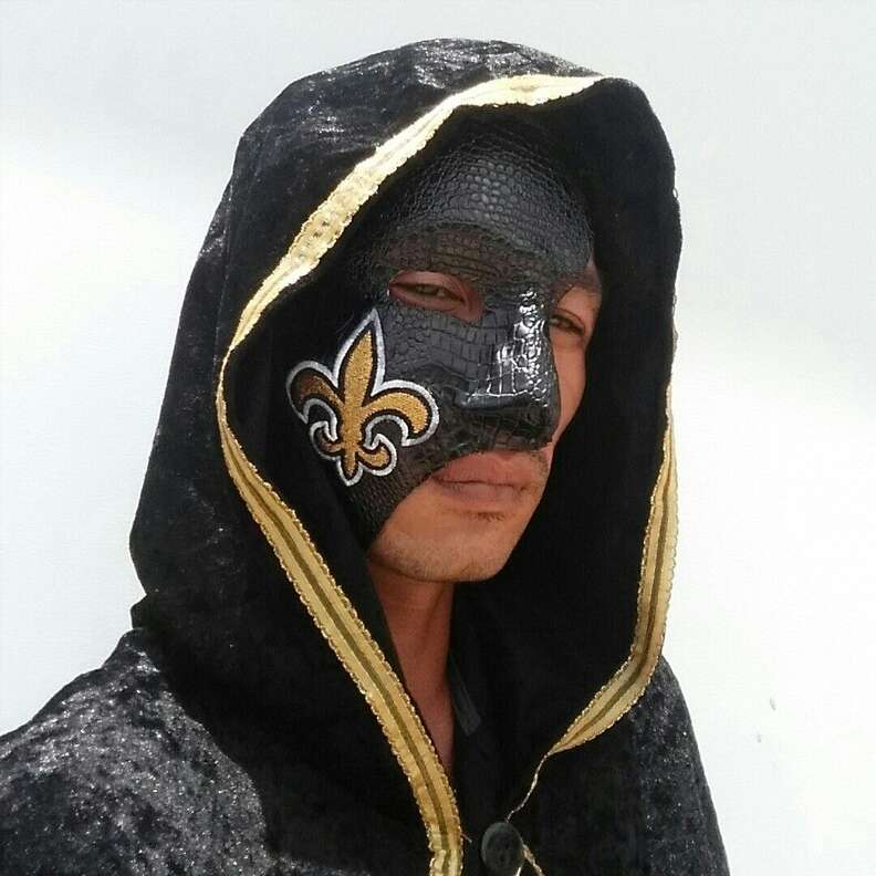 Funny Pictures of New Orleans Saints Fans in Gear - Thrillist