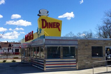 Oasis Diner