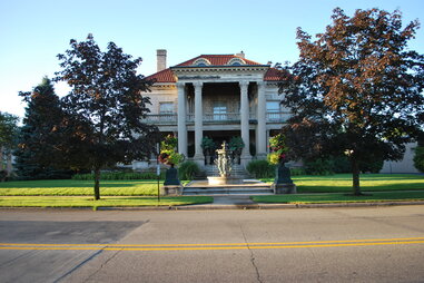 Beiger Mansion