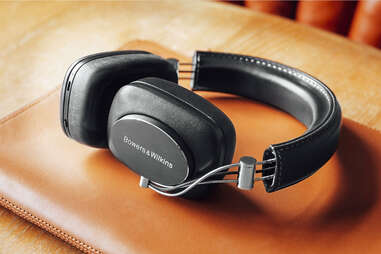 Bowers & Wilkins