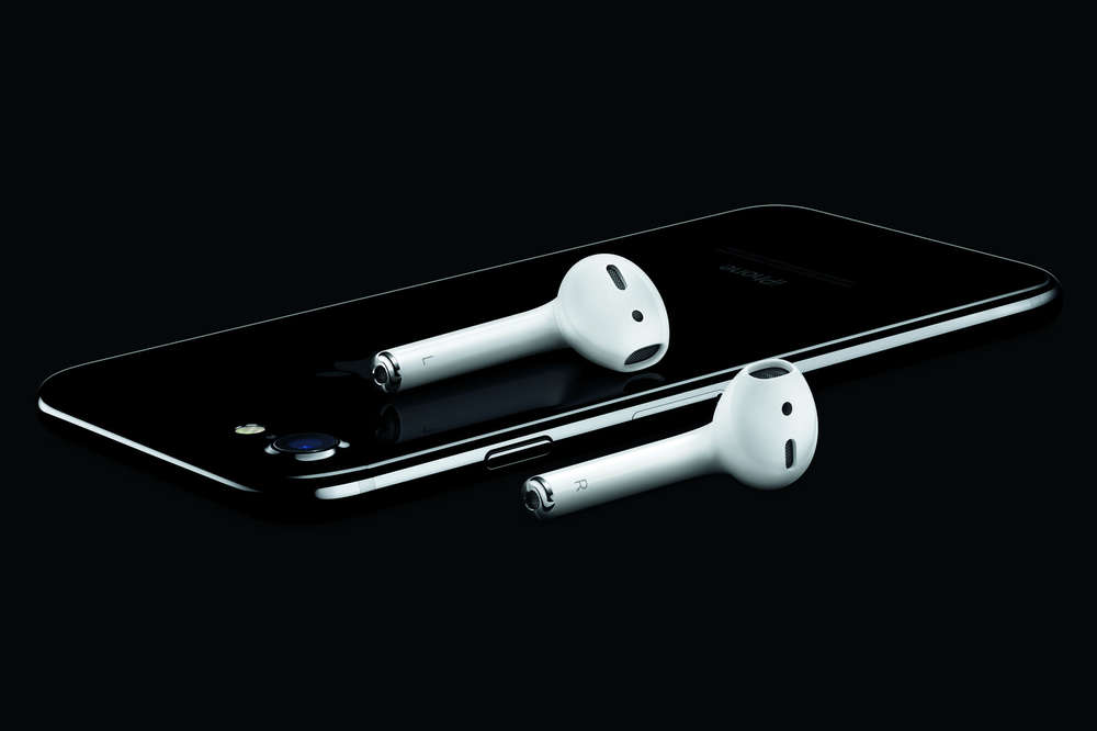 Best Bluetooth Wireless Headphones For The Iphone 7 At Any Price Thrillist