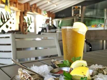 Seafood and oyster happy hour at Tangaroa Fish Market