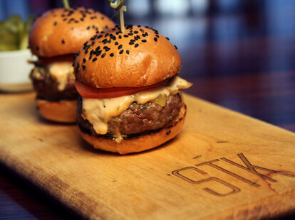 what to eat at life is beautiful las vegas