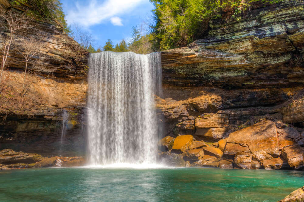 hiking near nashville waterfalls