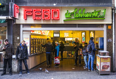 The 19 Best Things to Eat in Amsterdam for €5 or Less