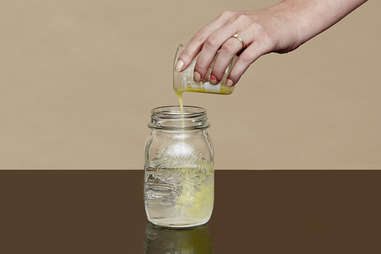 How to Fat Wash Liquor With Bacon Fat - Thrillist