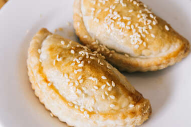 flaky buns