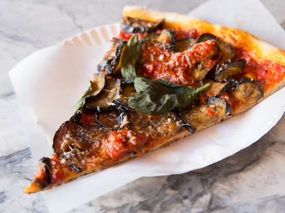 gino's pizza