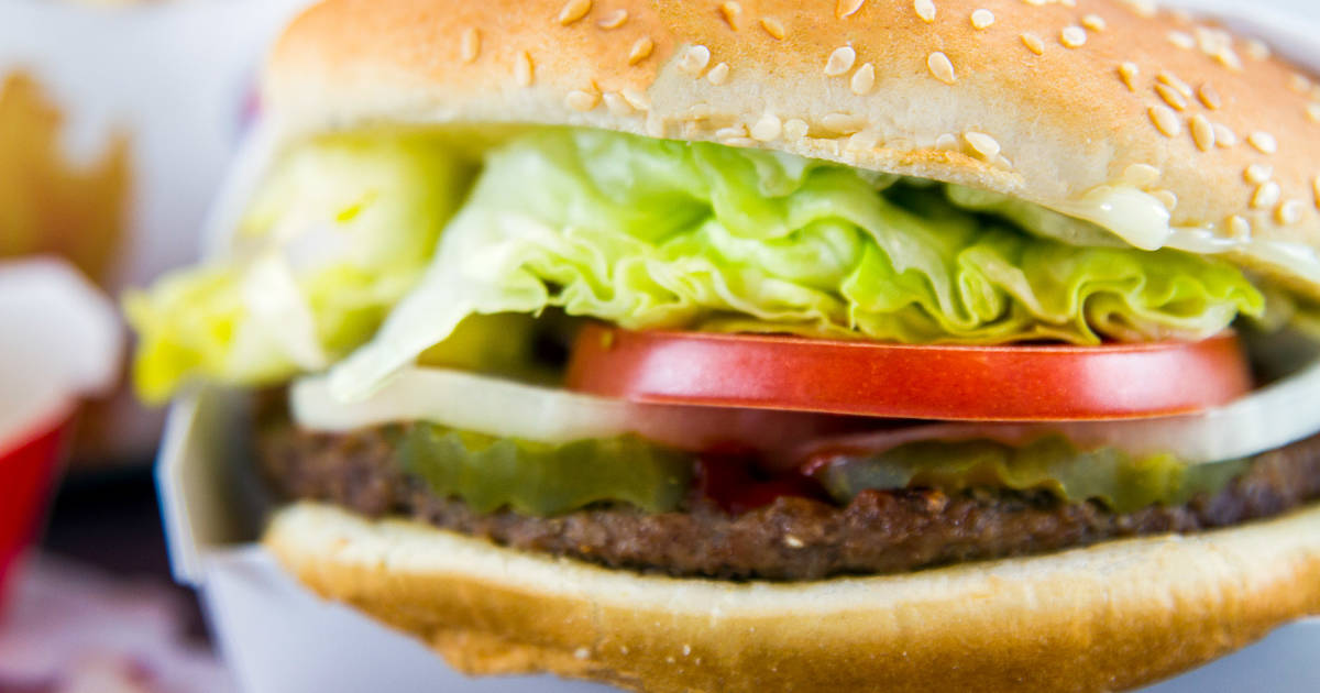 What Time Does Burger King Start Selling Burgers: Ultimate Guide