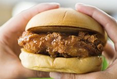 We Tried Shake Shack's New Salt & Pepper Honey Chick'n Sandwich