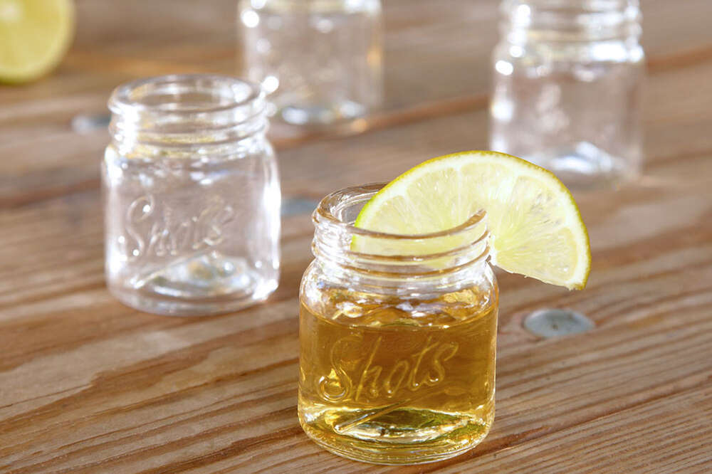 This Mason Jar Cocktail Is the Best Stocking Stuffer Idea for