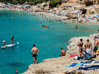 Cliff beach diving