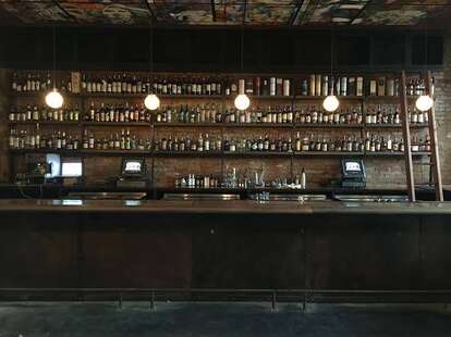 Armoury D.E., Dallas