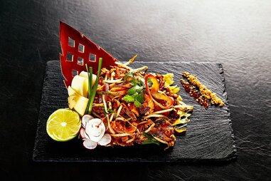 Noi Thai Cuisine - Downtown Seattle