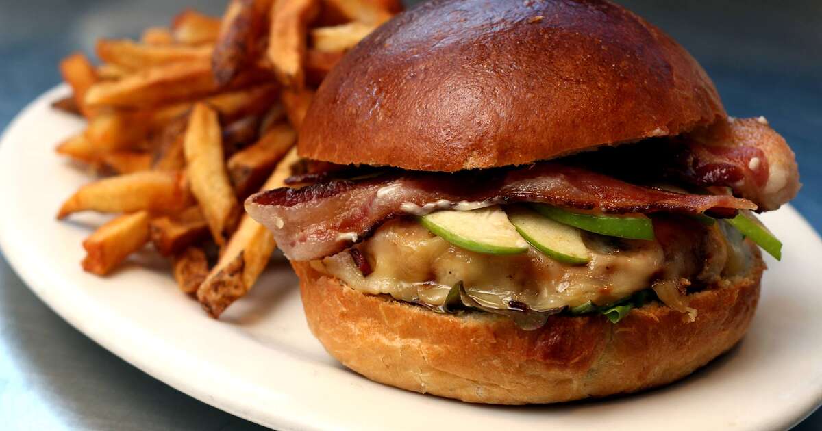 Best Burgers in Chicago Suburbs You Have to Try Thrillist