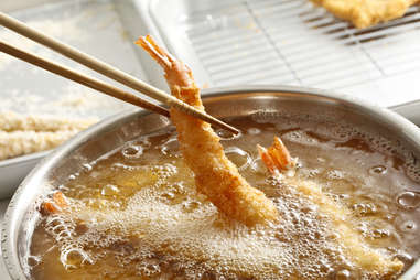 Deep Frying shrimp tempura oil oils to use fry