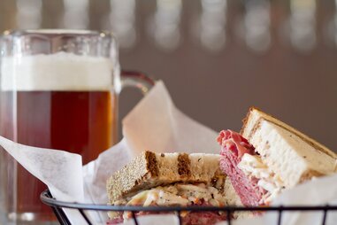 Carson Street Deli & Craft Beer Bar