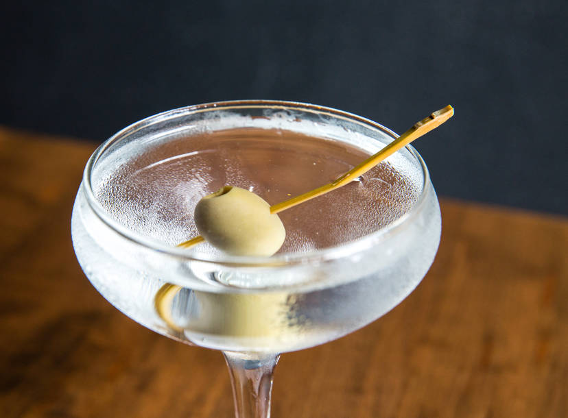 History Of The Martini Cocktail Our Most Political Drink Thrillist