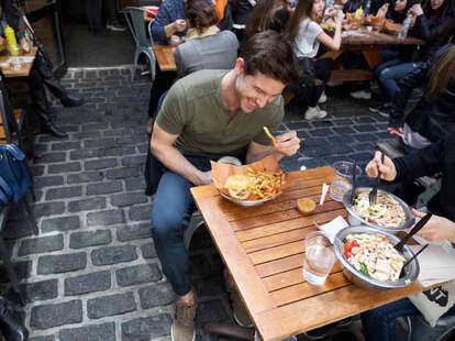 crowded restaurant