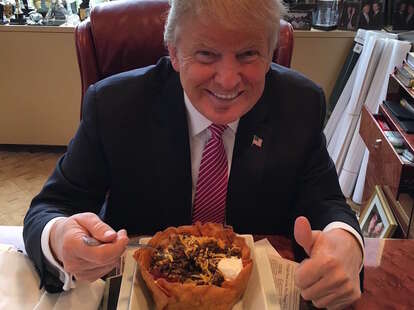 trump eats taco bowl