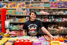 At Economy Candy, a Lower East Side Relic, Business Is as Sweet as Ever
