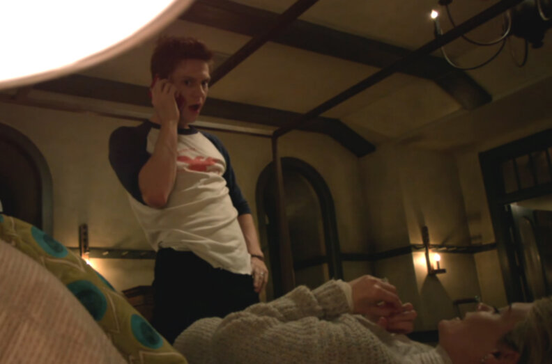 evan peters and sarah paulson on fx american horror story