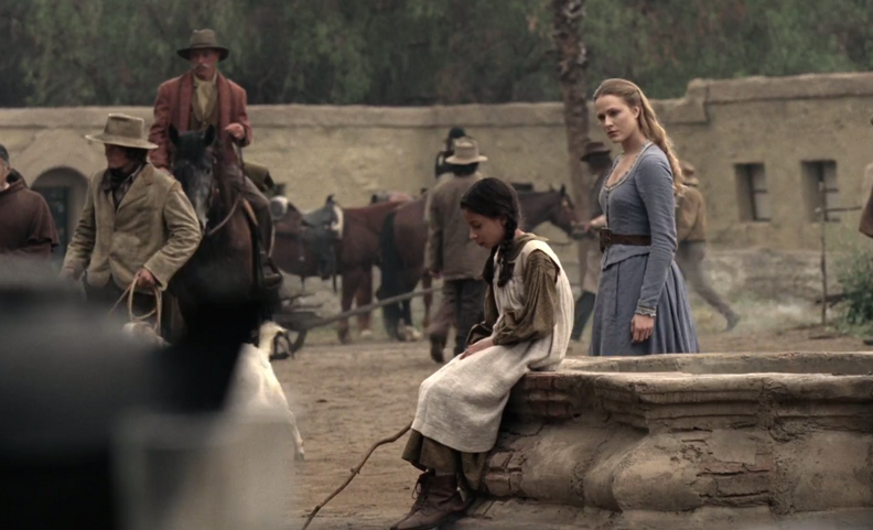 dolores las mundas maze scene