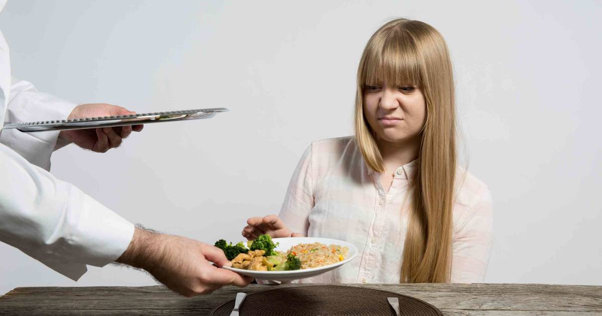 All the Reasons Not to Date a Picky Eater - Thrillist