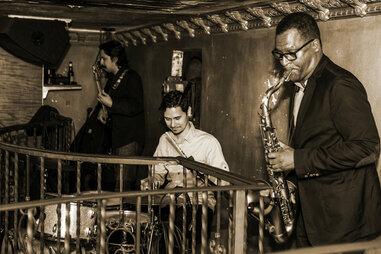 La Descarga, Saxophone, Los Angeles