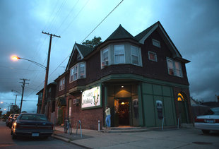 Detroit Bars That Are Totally, Definitely Haunted