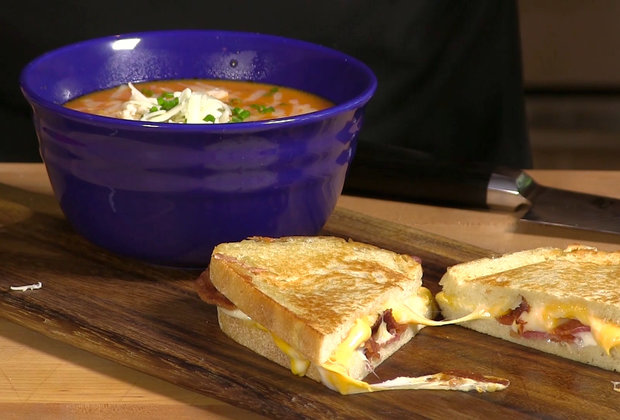 This Cheesy Tomato Soup Is the Destroyer of Colds