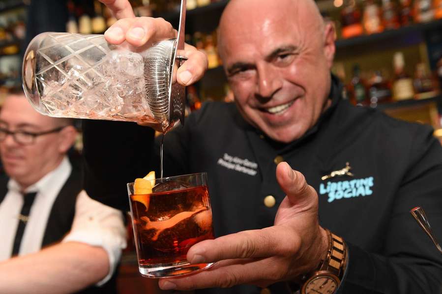 Best Bartenders in Las Vegas Bars of 2016 Thrillist