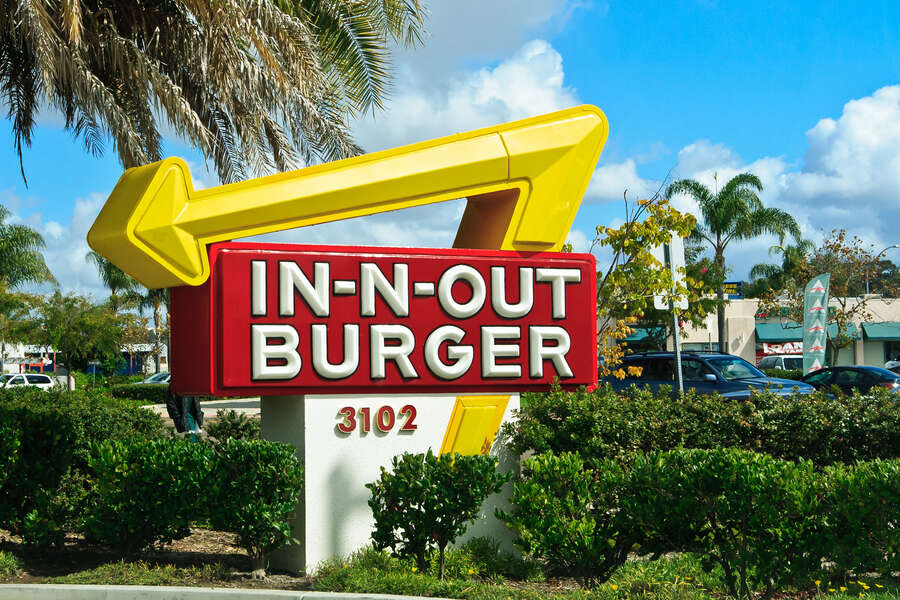 Man Gets InNOut Burger DriveThru During Police Chase Thrillist