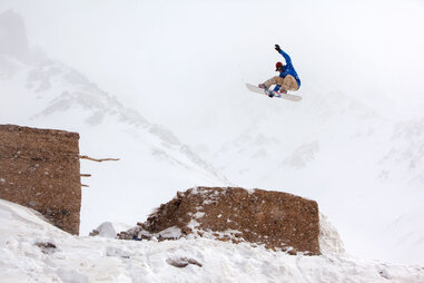 Snowboarding in the Bamiyan Mountains