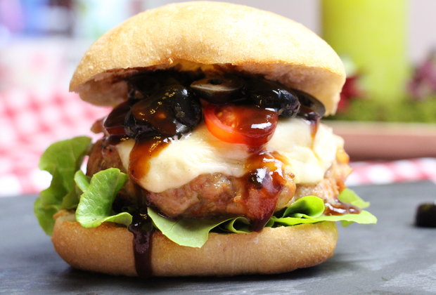 Take Your Taste Buds to Italy With This Salsiccia Burger Recipe