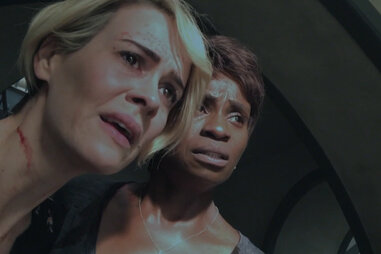 sarah paulson and adina porter on fx american horror story