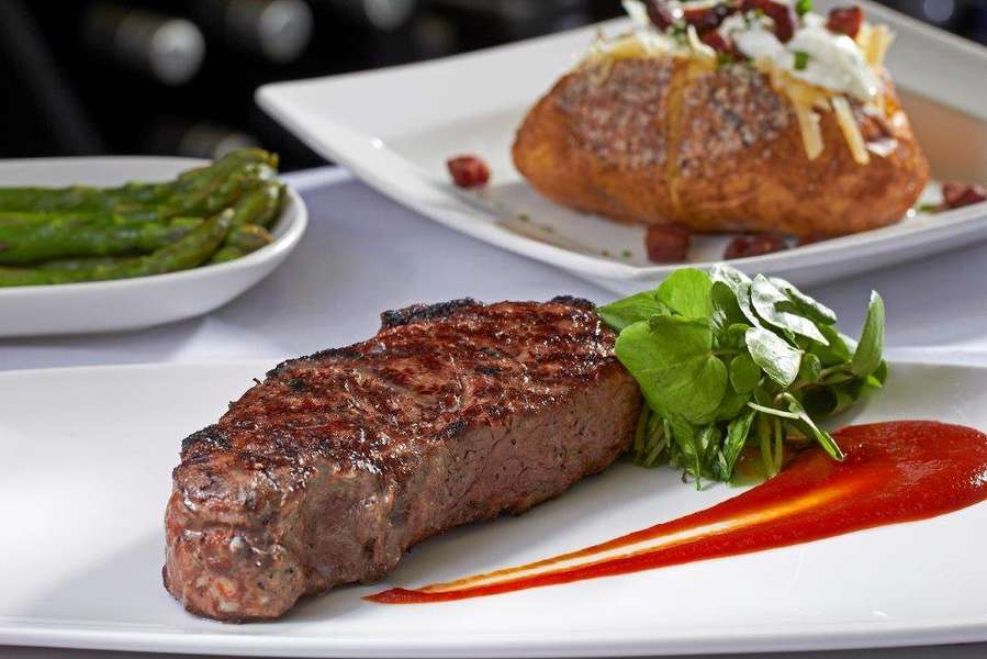 Dakota's Steakhouse A Dallas, TX Restaurant Thrillist