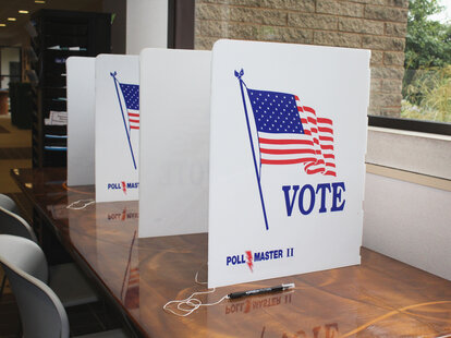 are ballot selfies legal