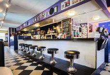 Austin Unchained: Local Alternatives to Classic Fast-Food Cravings