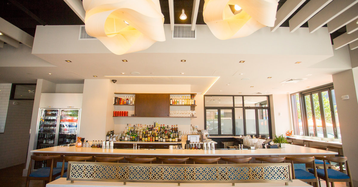 Bar Mezzana A Boston, MA Restaurant.