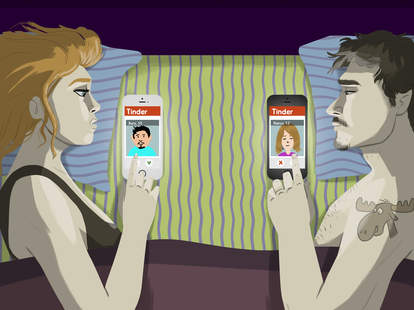 How Long Into A Relationship Should You Delete Online Dating Apps Thrillist